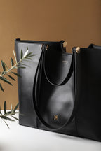 Antares Black Hand and Shoulder Bag