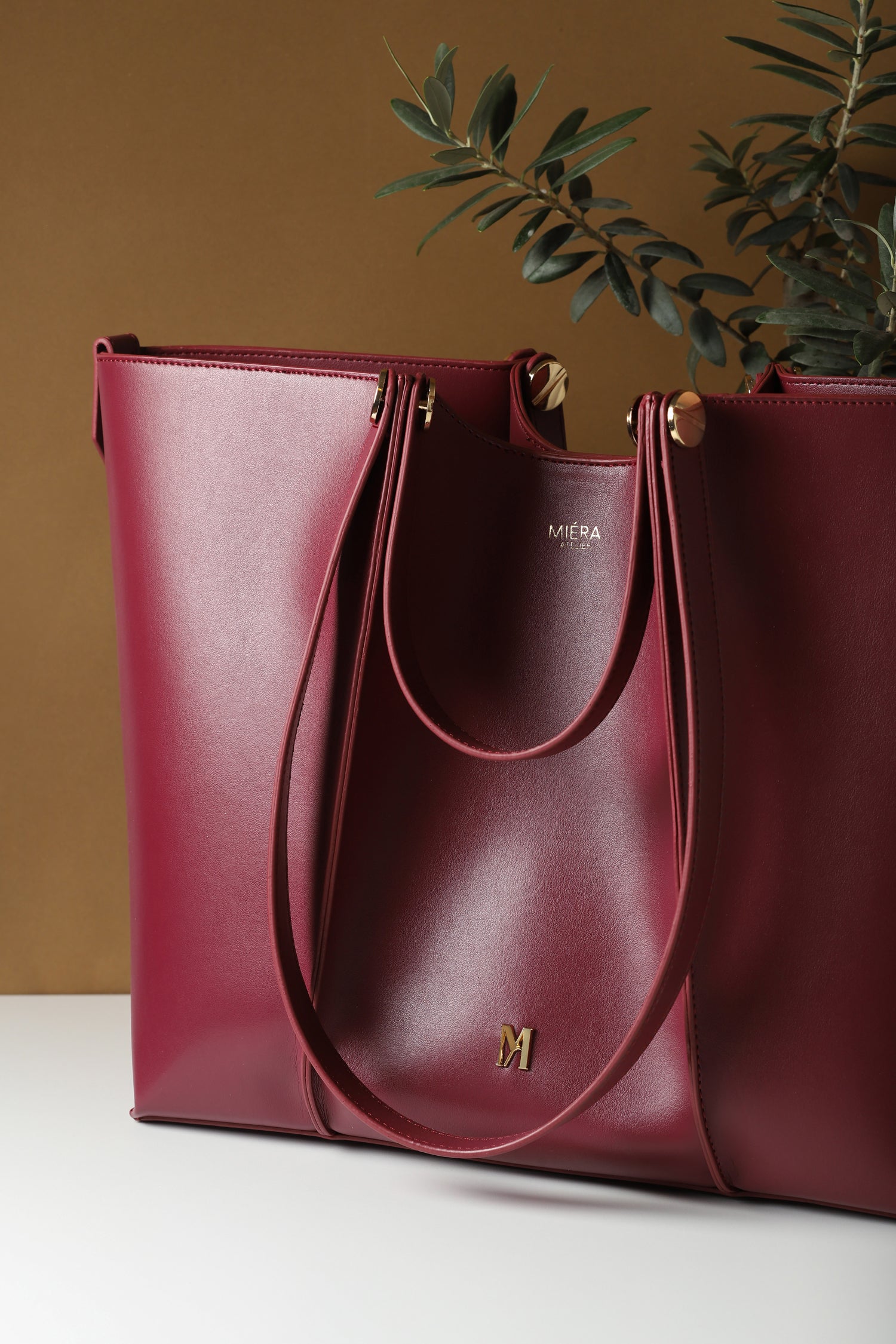 Antares Claret Red Hand and Shoulder Bag